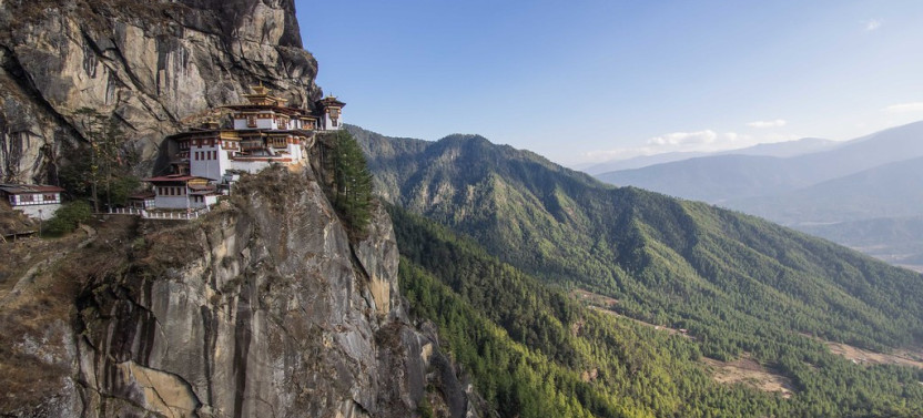 Private 4 Day Bhutan Sightseeing & Camping Tour