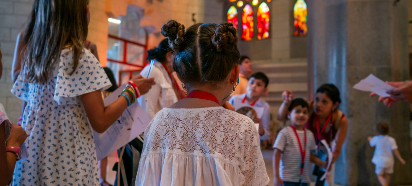 Sagrada Familia Small Group Tour for Kids & Families, photo 3 of 8
