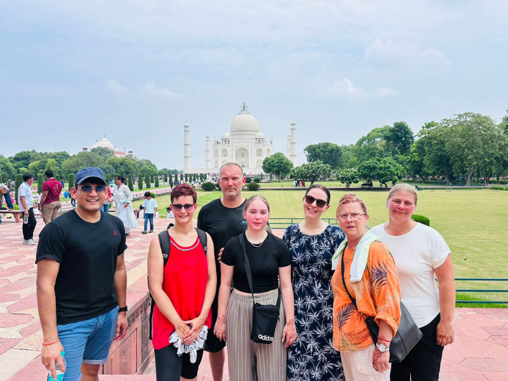 Luxury Taj Mahal & Agra Private Day Tour From Delhi