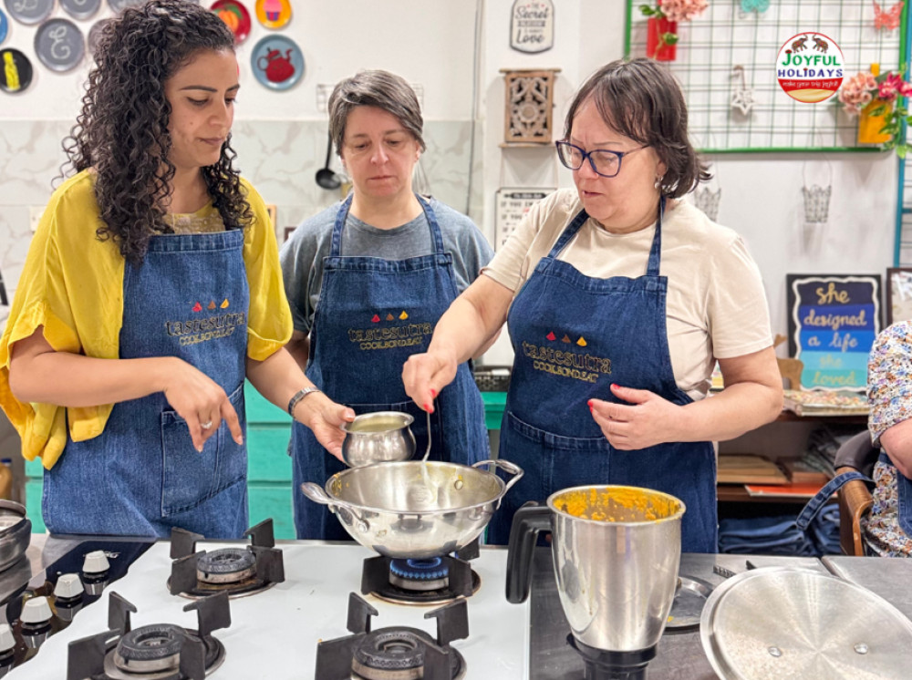 5-Day Golden Triangle Tour with Indian Cooking Class