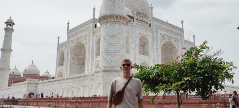 Private Taj Mahal & Agra Overnight Tour from Delhi