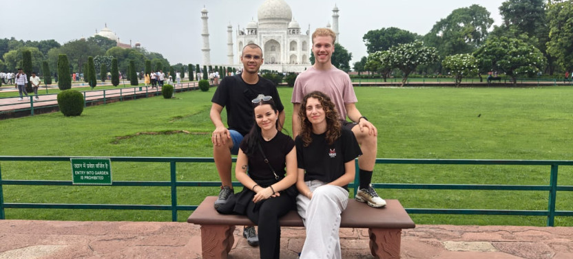 Private Taj Mahal & Agra Overnight Tour from Delhi