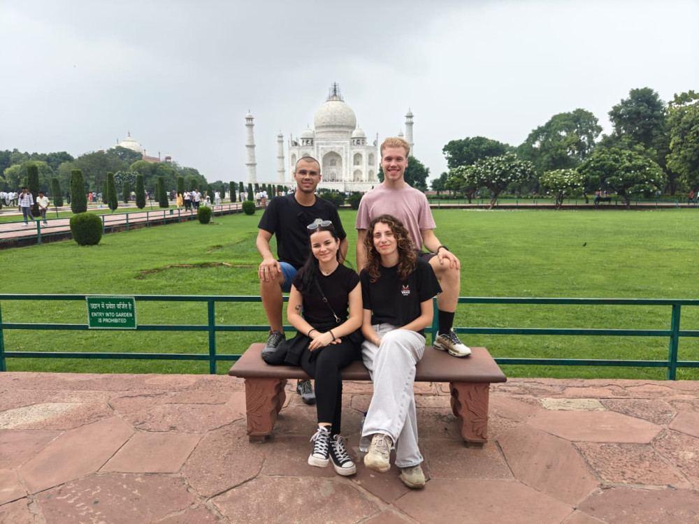 Private Taj Mahal & Agra Overnight Tour from Delhi