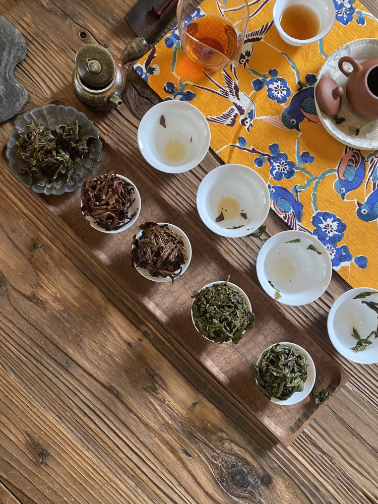 Private Taipei Tea Tasting Experience with Angela
