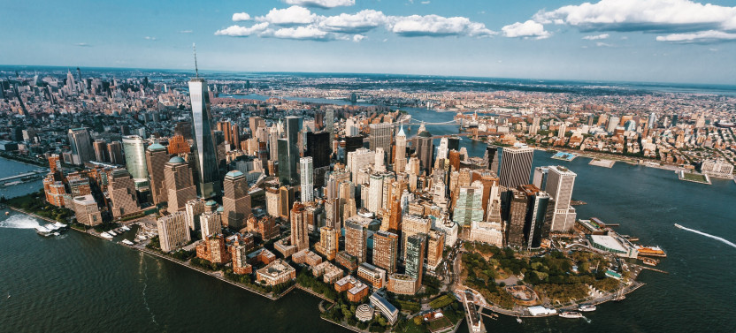 Lower Manhattan and the 9/11 Memorial Semi-Private Guided Walking Tour