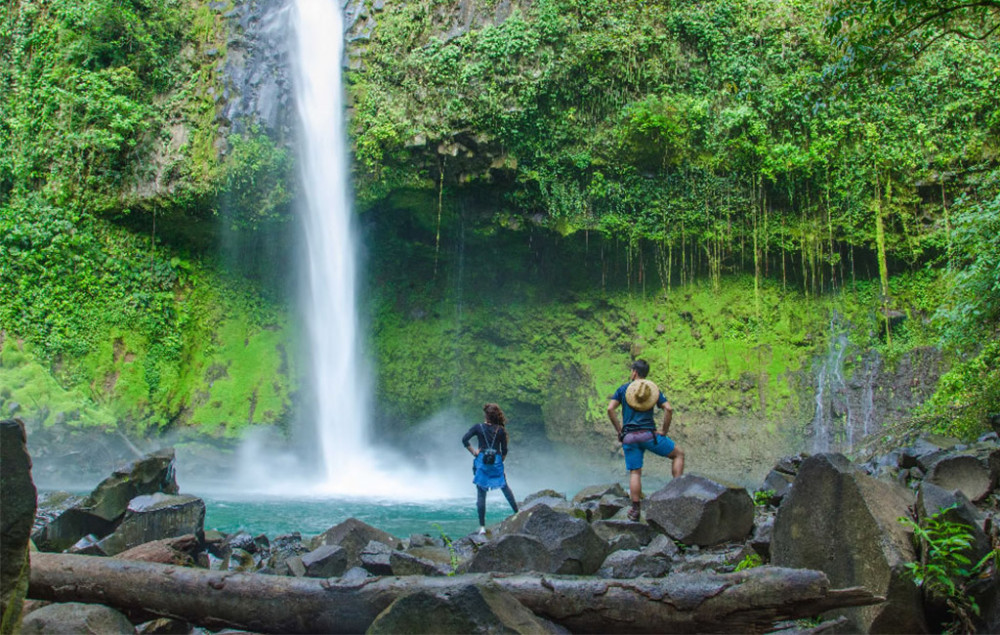 La Fortuna Waterfall & La Finquita Farm