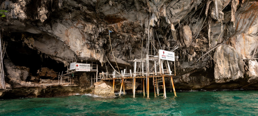 Phi Phi Sunrise Tour from Phuket: Premium Small Group Speedboat Experience