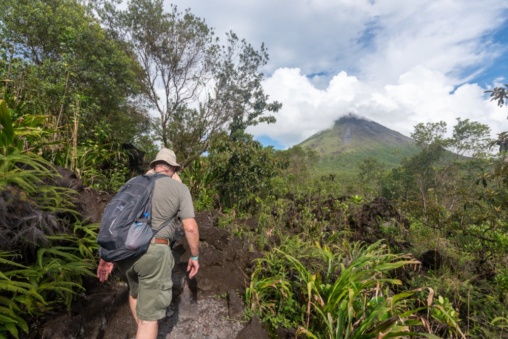 Natwell Pack: Volcano Hike + Fortuna Waterfall