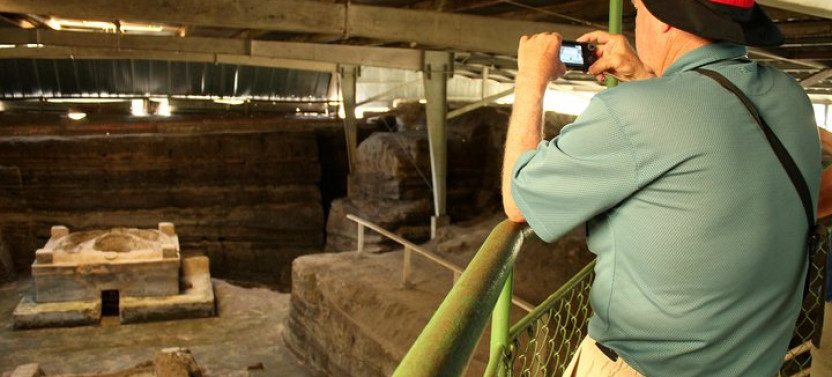 The Best Full Day Combo Tour - Volcanoes, Lake & Mayan Sites