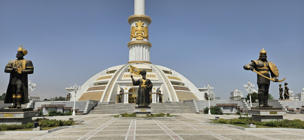 9-Day Ayrakly Oasis Tour