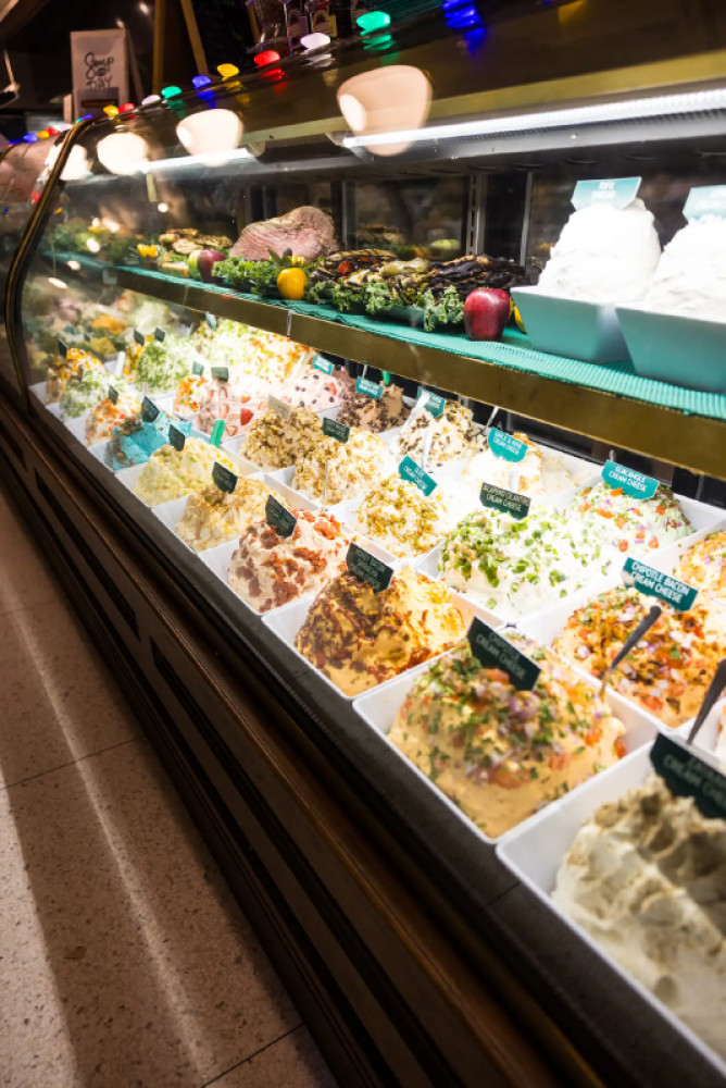 Small Group: Midtown's Iconic Bagels