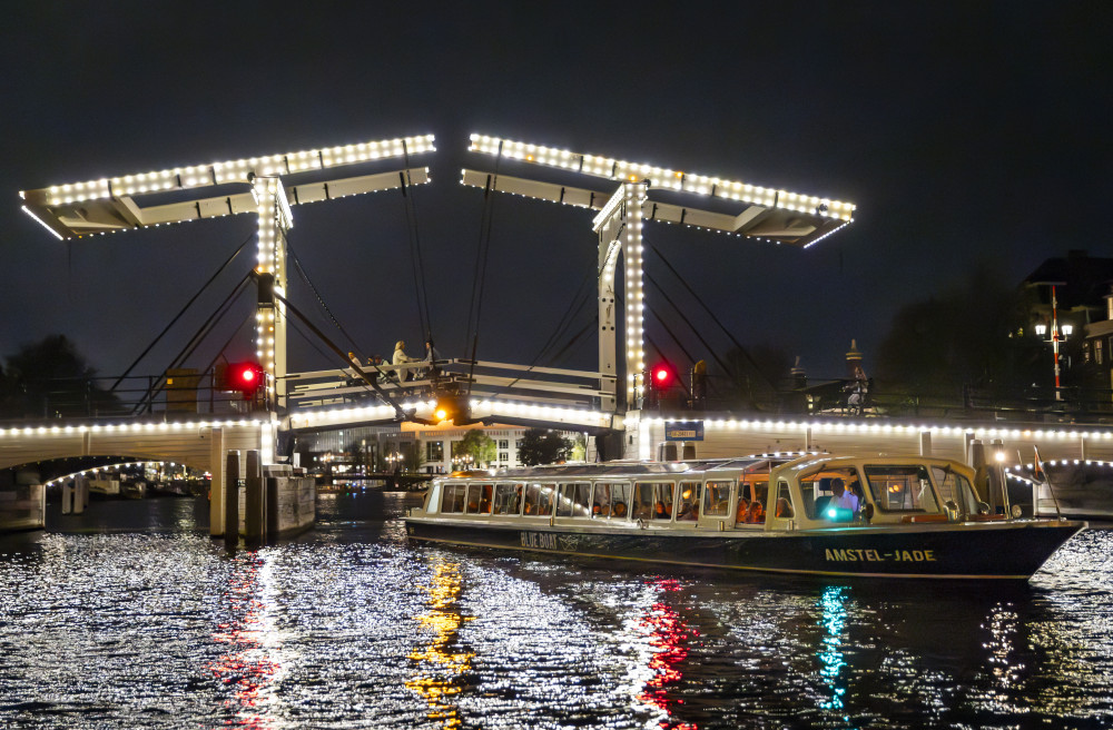 Amsterdam Light Festival with Wine and Cheese Box