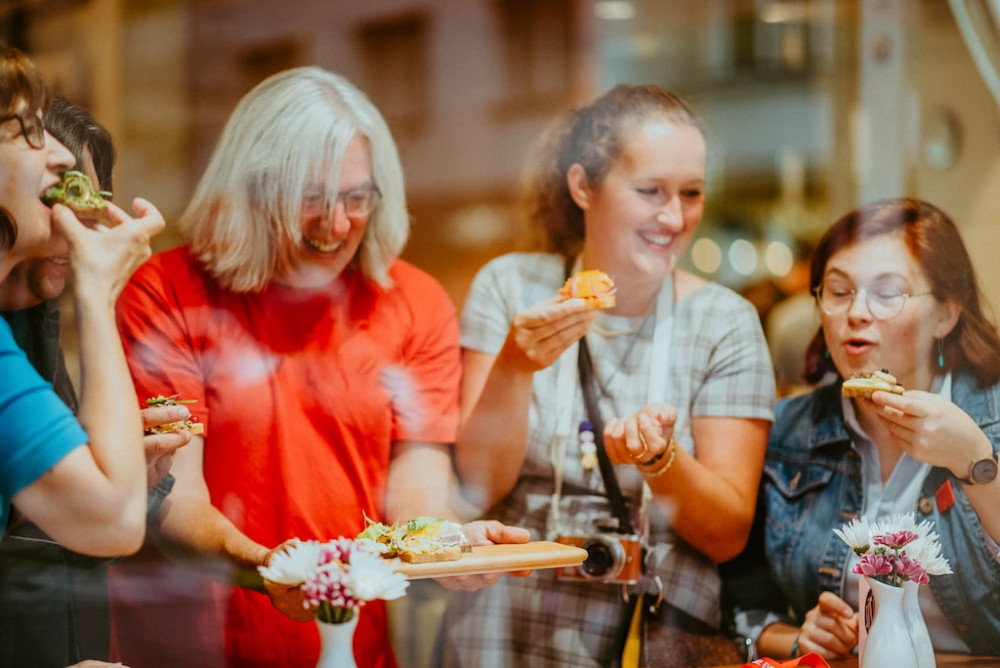 Small Group: Award-Winning 4-Hr Old Town Prague Food Tour, 4 Drinks incl.