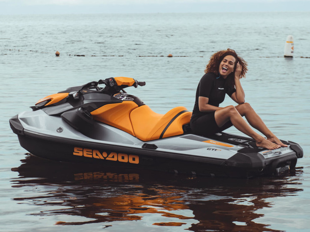 Jetski to Bowen Island Tour