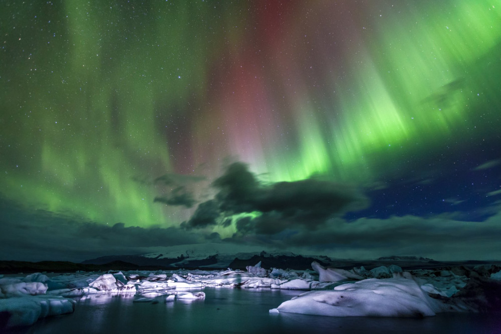 5-Day Northern Lights Hunt & Glacier Lagoon Tour