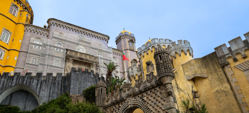 Premium Small Group: Sintra, Pena & Regaleira from Lisbon