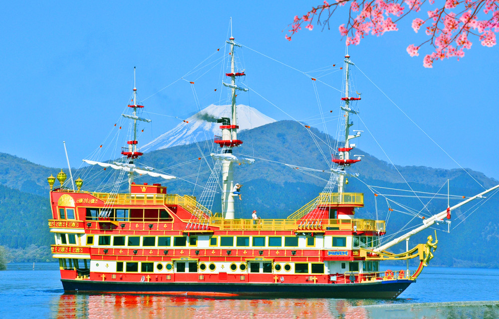 Mt. Fuji, Owakudani, and Hakone One-Day Tour