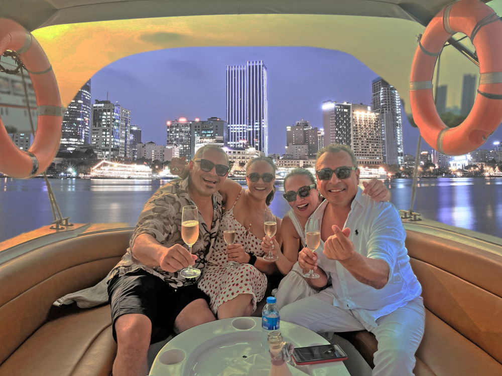 Ho Chi Minh City: New Year’s Eve Firework Speed Boat 2026
