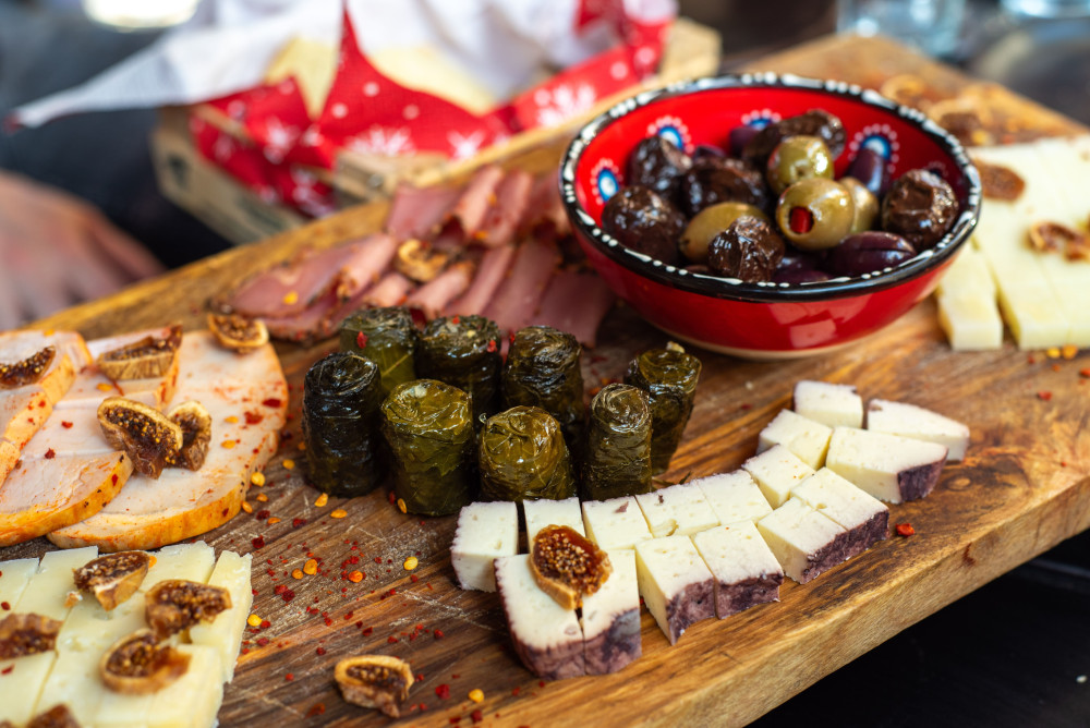 Athens Morning Food & Drinks Tour: A Bite from the Acropolis