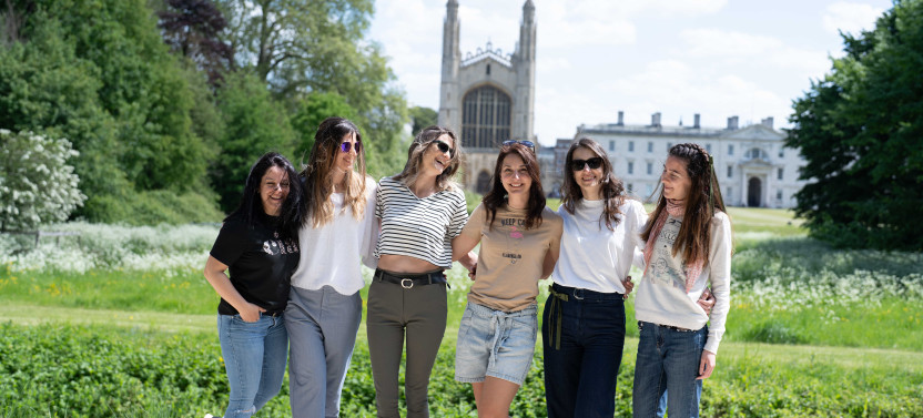 Shared Spanish Cambridge Alumni-led Cambridge Tour w/opt King's Chapel