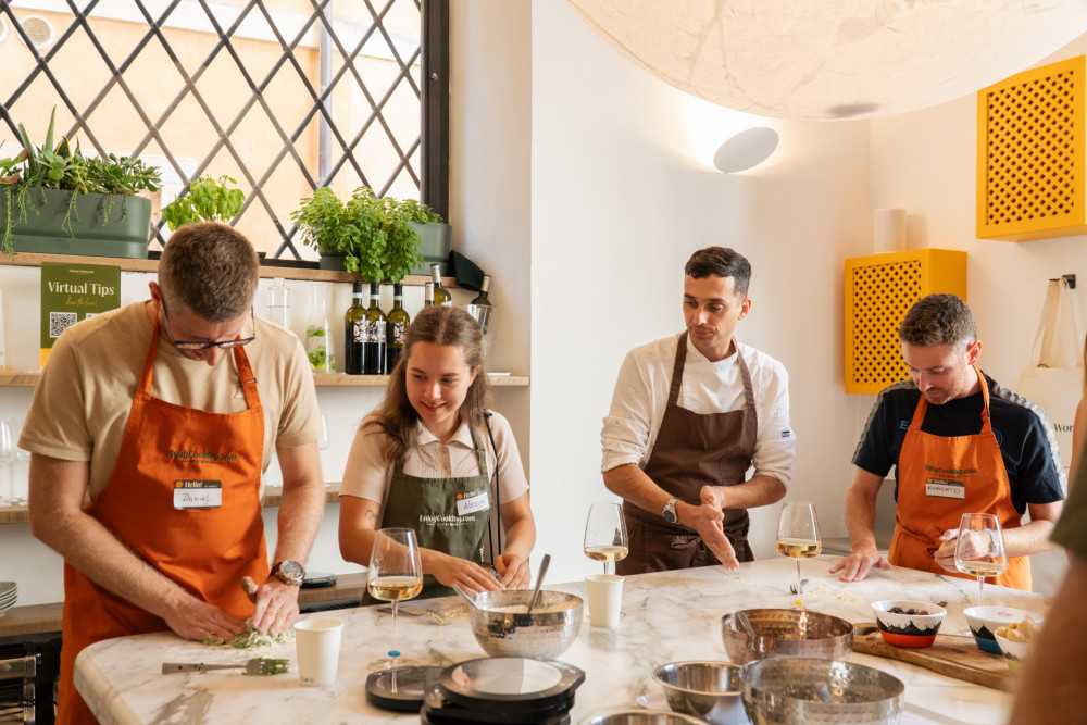 Roman Cooking Experience: Pizza Ravioli & Gelato Masterclass with Wine