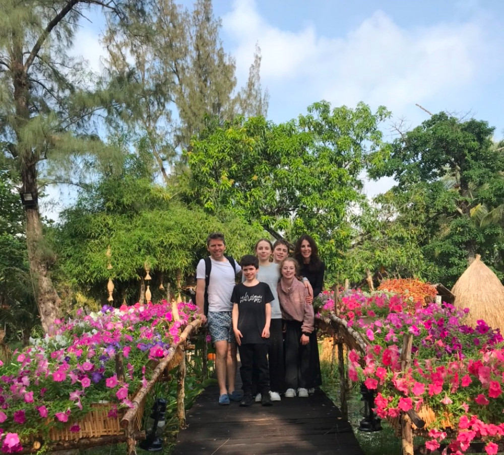 Private Shore Excursion: A Day in Ho Chi Minh City from Cruise Port