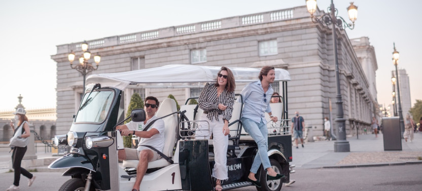 Madrid Expert Tour in Private Eco Tuk Tuk