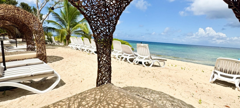 Isla Mia Beach Escape