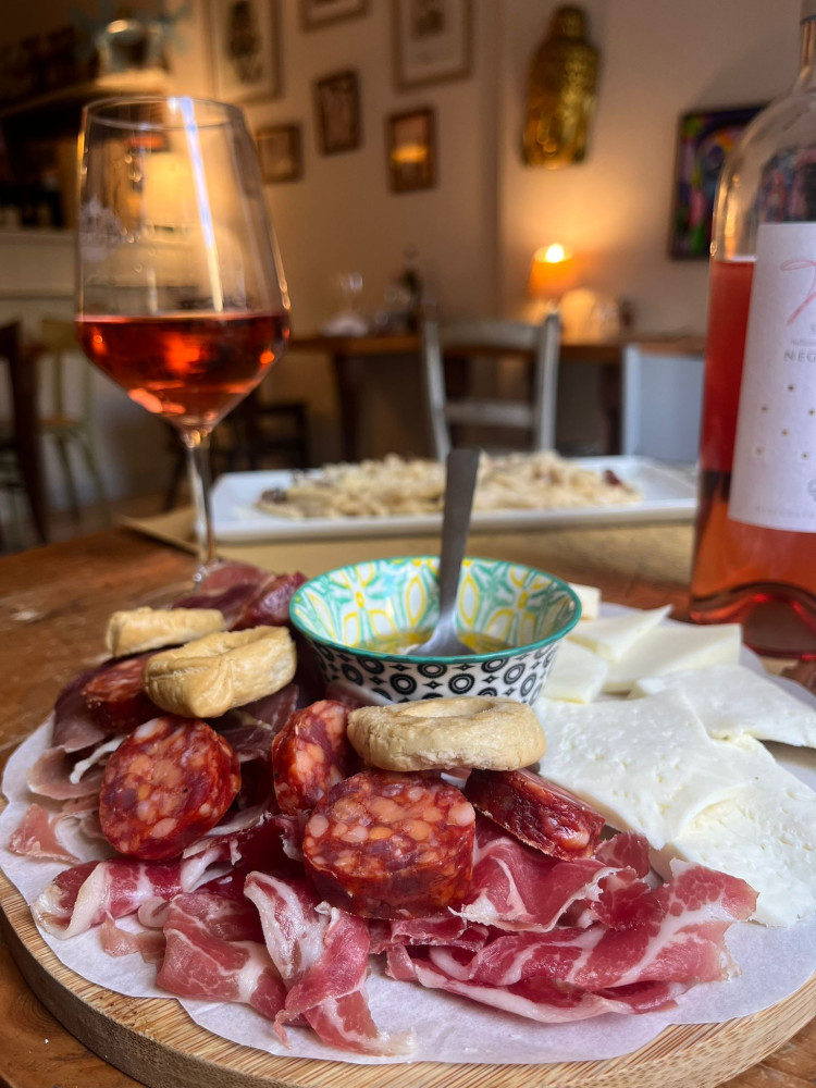 Wine Tasting with Food Pairing in Lecce