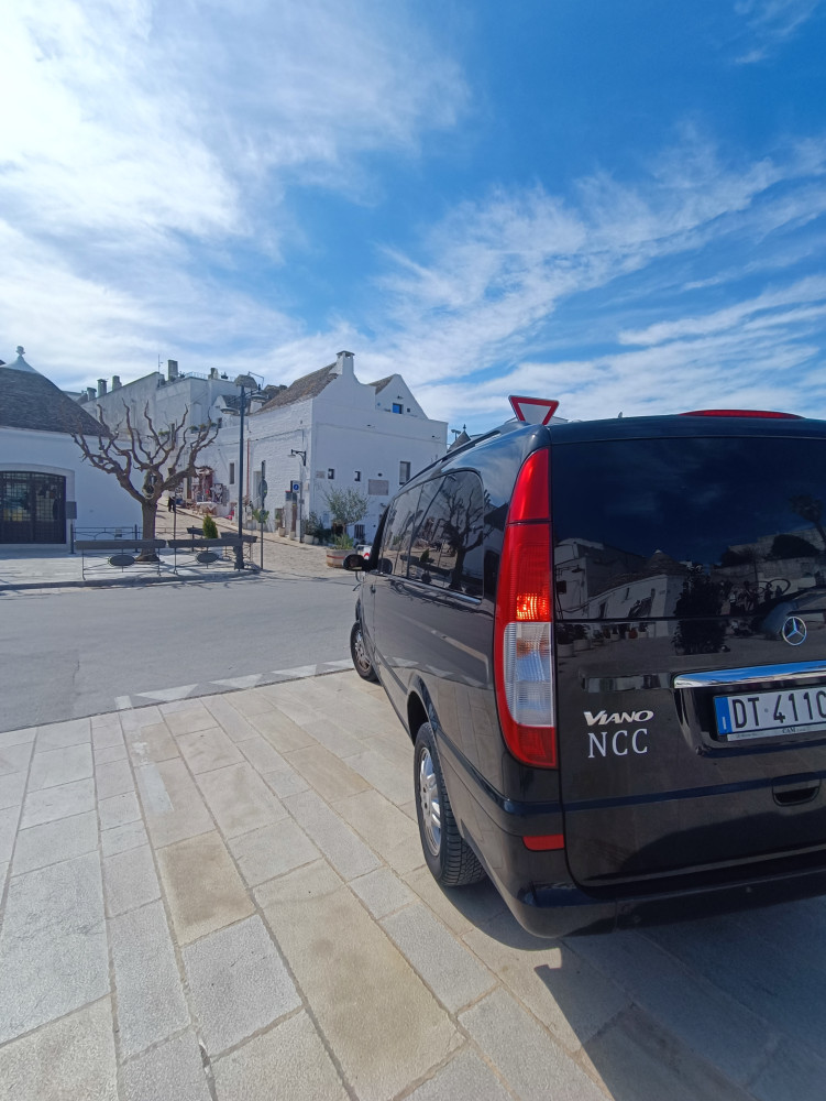 Door to Door Alberobello Otranto with a Stop in Lecce