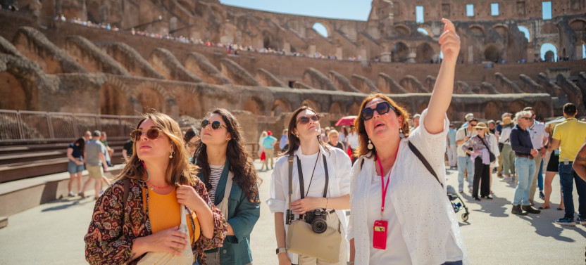 Private Expert-led Colosseum, Roman Forum, and Palatine Hill Tour