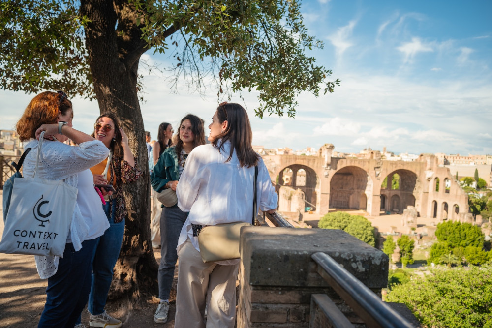Expert-led Colosseum, Roman Forum, and Palatine Hill Tour - Private