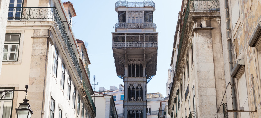 Expert-led Lisbon City Highlights Welcome Tour - Private,country Portugal