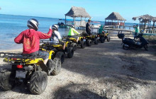 Roatan Henry tour4