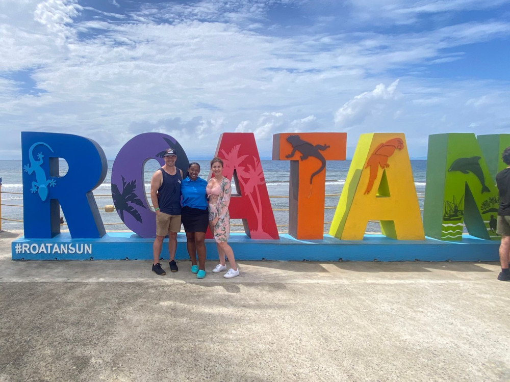 Roatan Henry tour