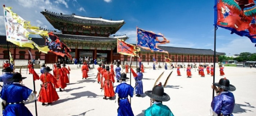 Seoul City Tour: Highlights of Seoul (Historical & Traditional)