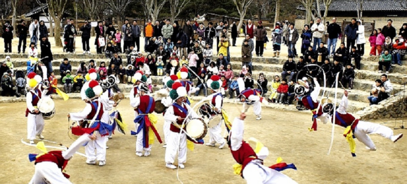 Hwaseong Fortress (UNESCO Heritage) + Korean Folk Village