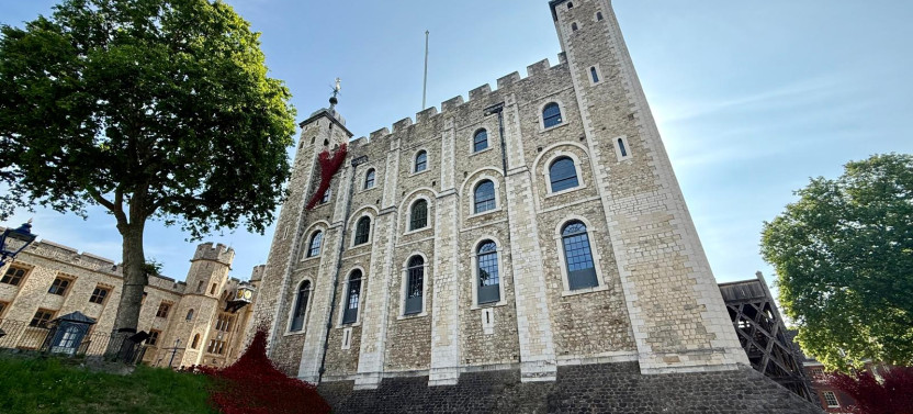 Tower of London Early Access Tour with Opening Ceremony and Royal London