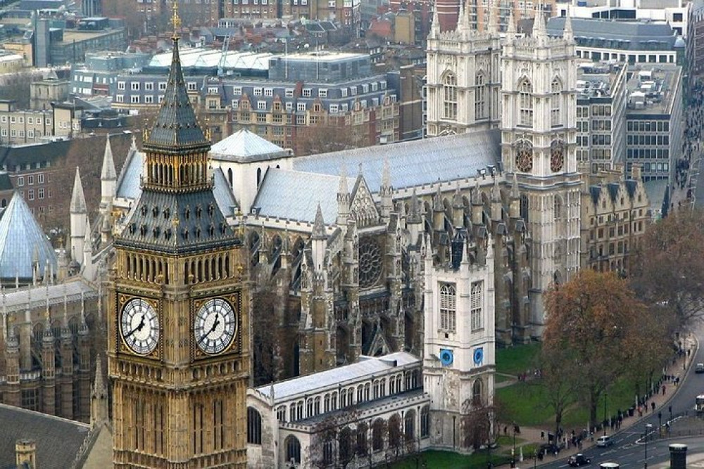 London's Classic Sights and Hidden Histories: A Self-guided Audio Tour