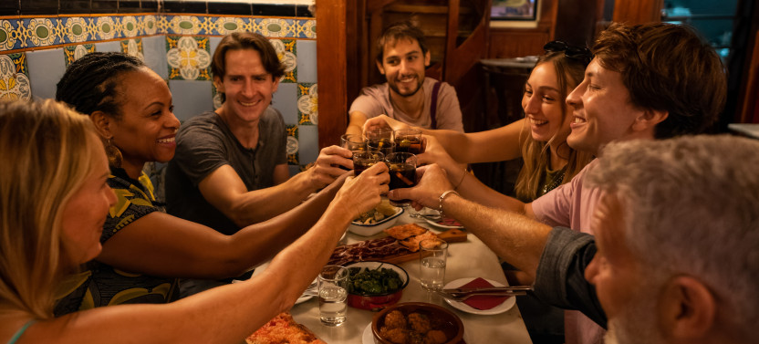 Barcelona Gothic Quarter VIP Tapas & Wine Tour