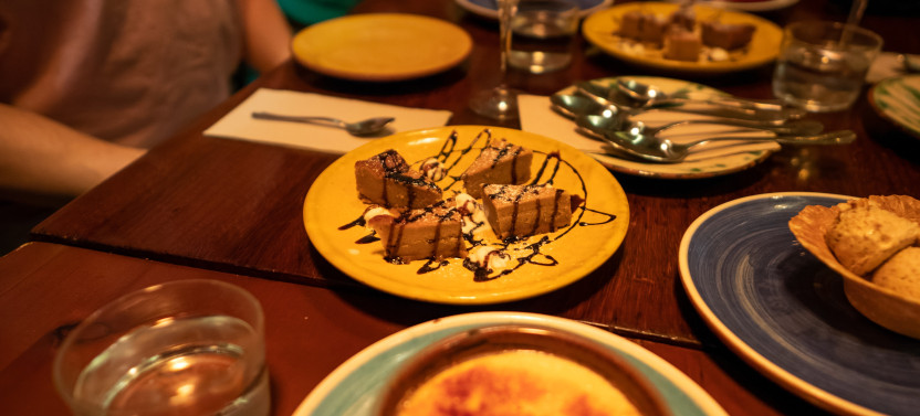 Barcelona Gothic Quarter VIP Tapas & Wine Tour