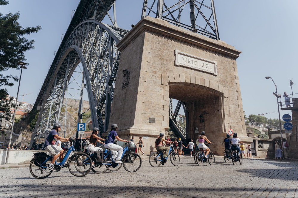 Porto Old Town & Highlights E-Bike Tour