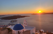 Santo Luxury Escape1