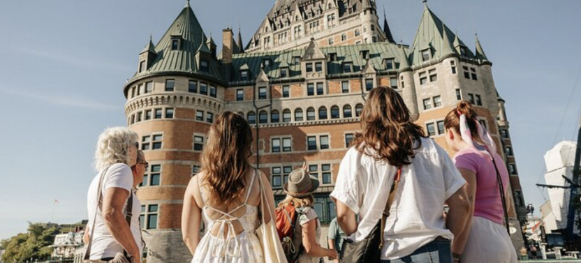 Old Quebec Classique Walking Tour with Funicular