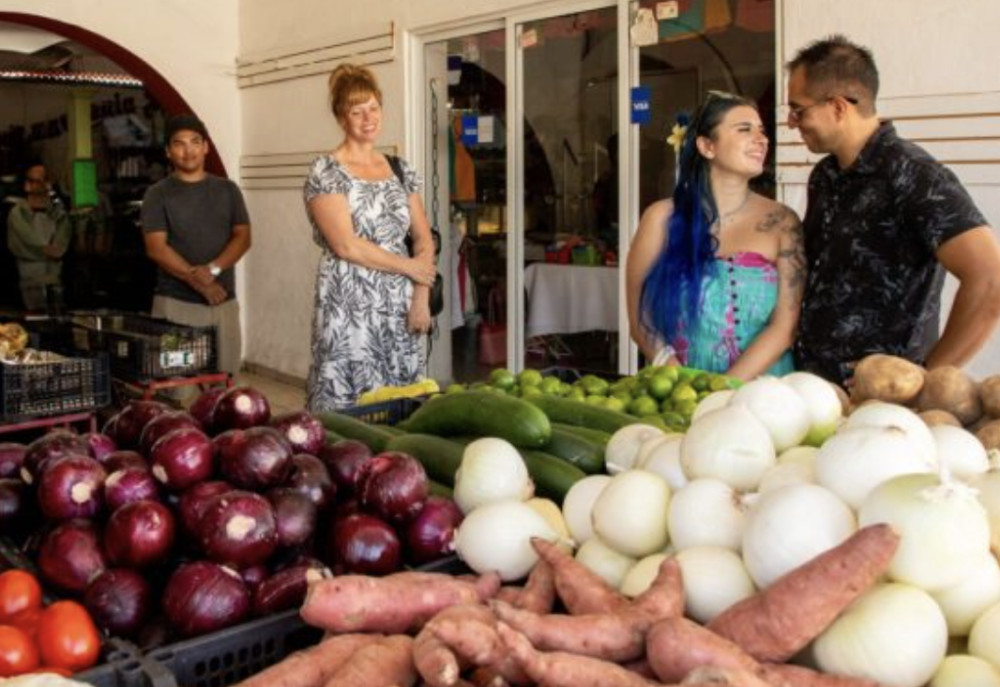 Eating With Carmen Food Tours