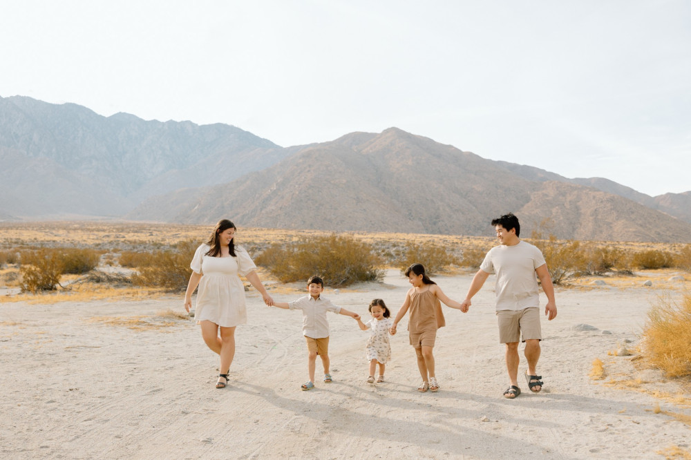 Private Photo Session with a Professional Photographer in Palm Springs