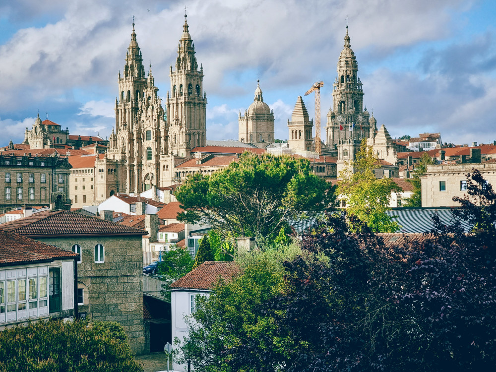 Santiago de Compostela: Historical Walking Tour & Highlights