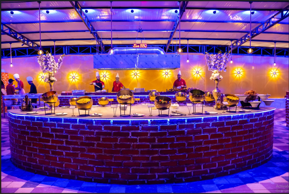 Vip Desert Safari with Vip Table Service Private (Max. 6 Pax)