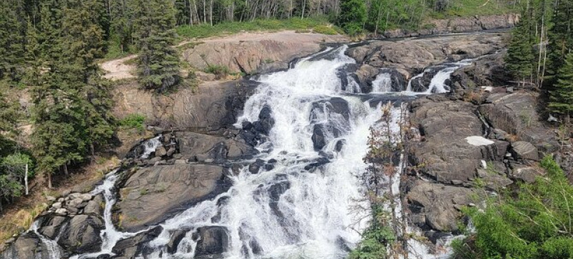 Cameron Falls Waterfall Tour