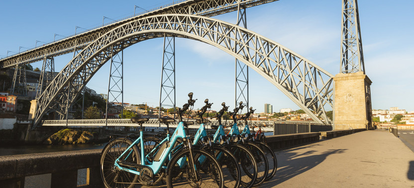Private: Old Town & Riverside Bike Tour